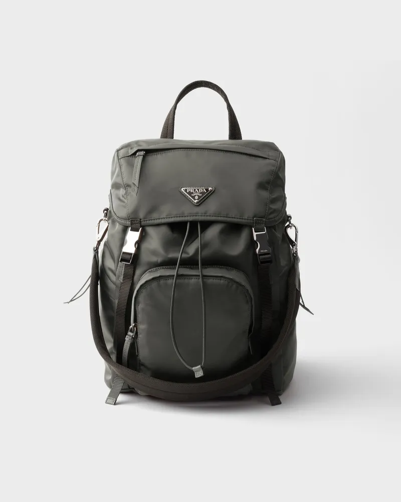 Prada Rucksack aus Re-Nylon Quecksilbergrau