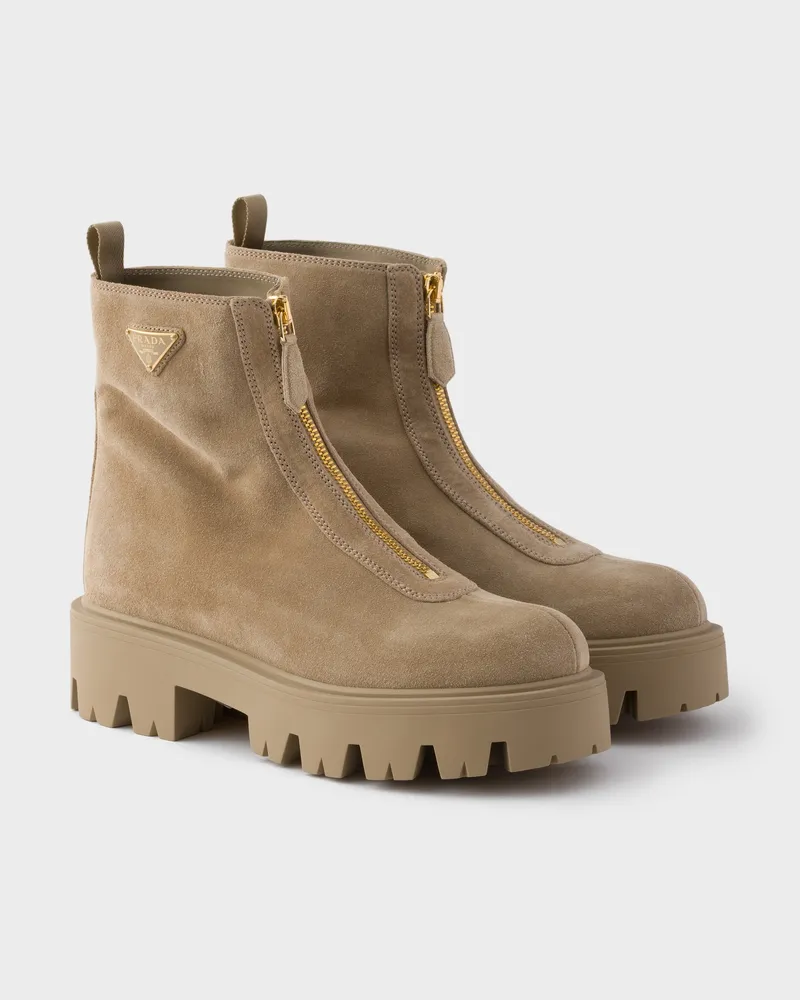 Prada Stiefeletten aus Wildleder mit Reißverschluss Wüstenbeige