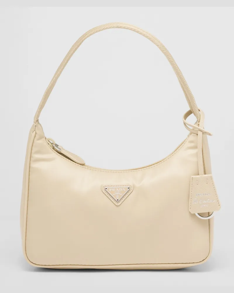 Prada Re-Edition 2000 Mini Bag aus Re-Nylon Wüstenbeige