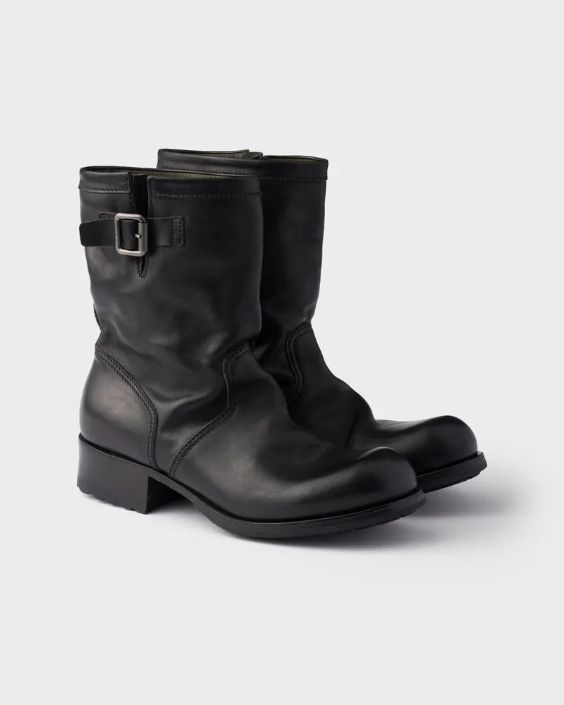 Prada Stiefel aus Kalbsleder in mittlerer Höhe Schwarz