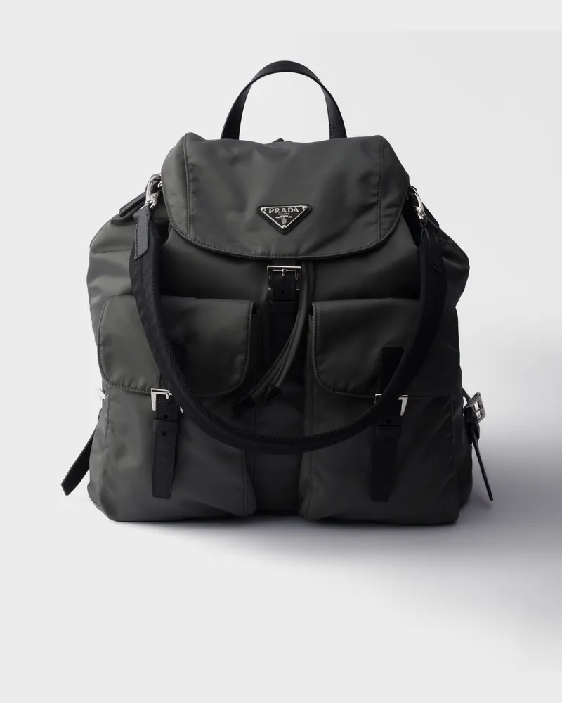 Prada Rucksack aus Re-Nylon Quecksilbergrau
