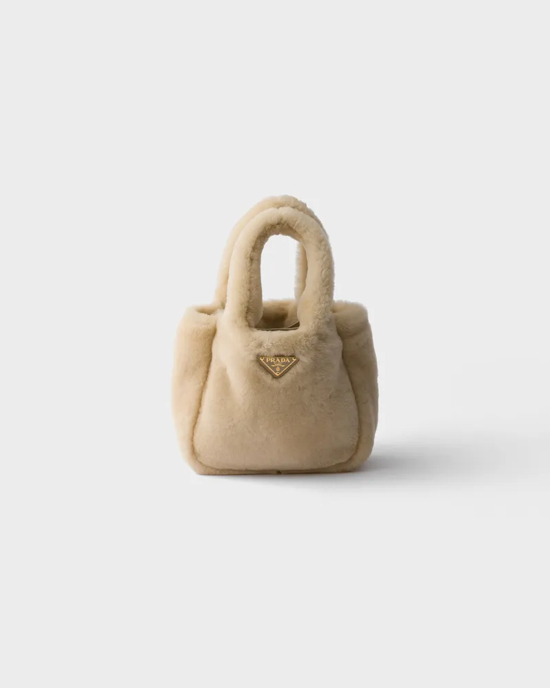 Prada Mini-Handtasche aus Lammfell Ecru