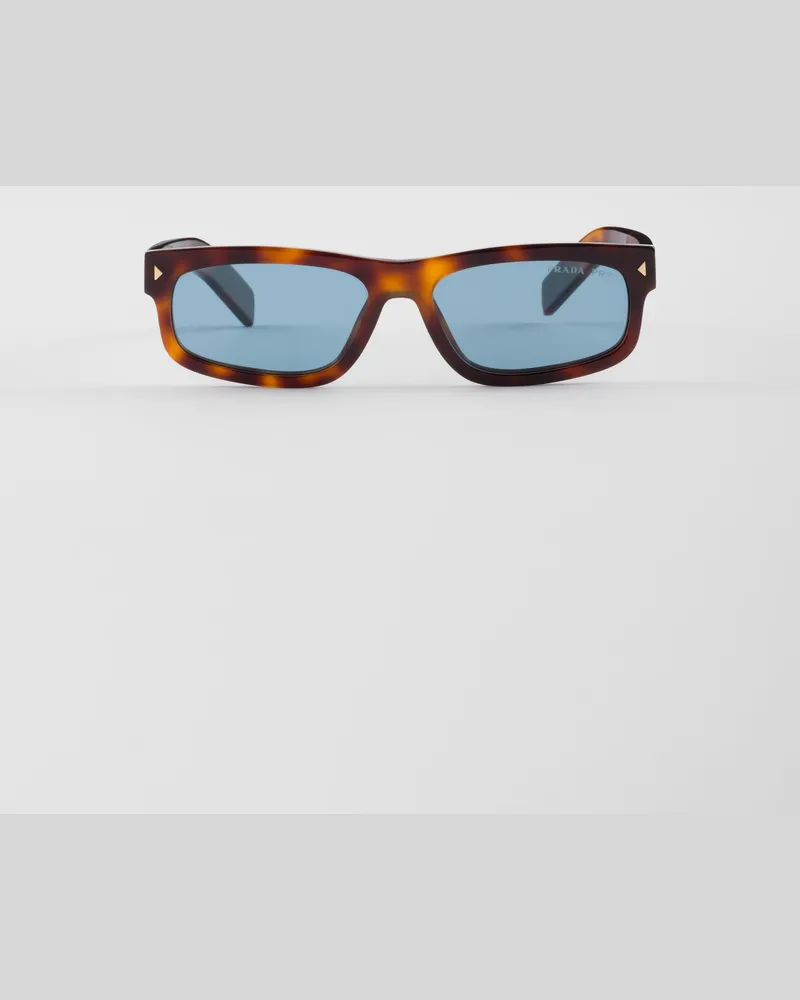 Prada Sonnenbrille mit der ikonischen Plakette aus Metall Gläser