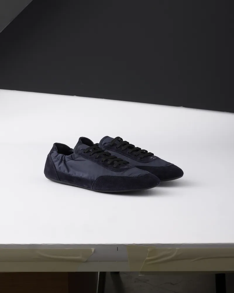 Prada Collapse Sneaker Aus Re-nylon Und Wildleder, Damen, Blau, Größe Blau
