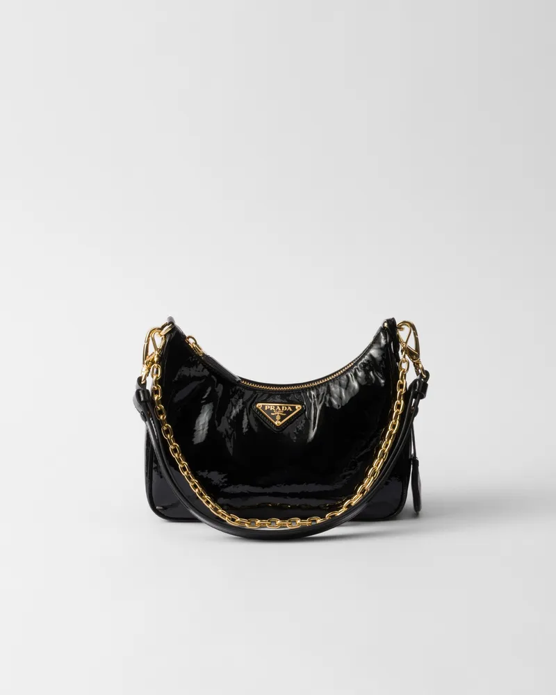 Prada Re-Edition Mini Bag aus Naplak-Lackleder Schwarz