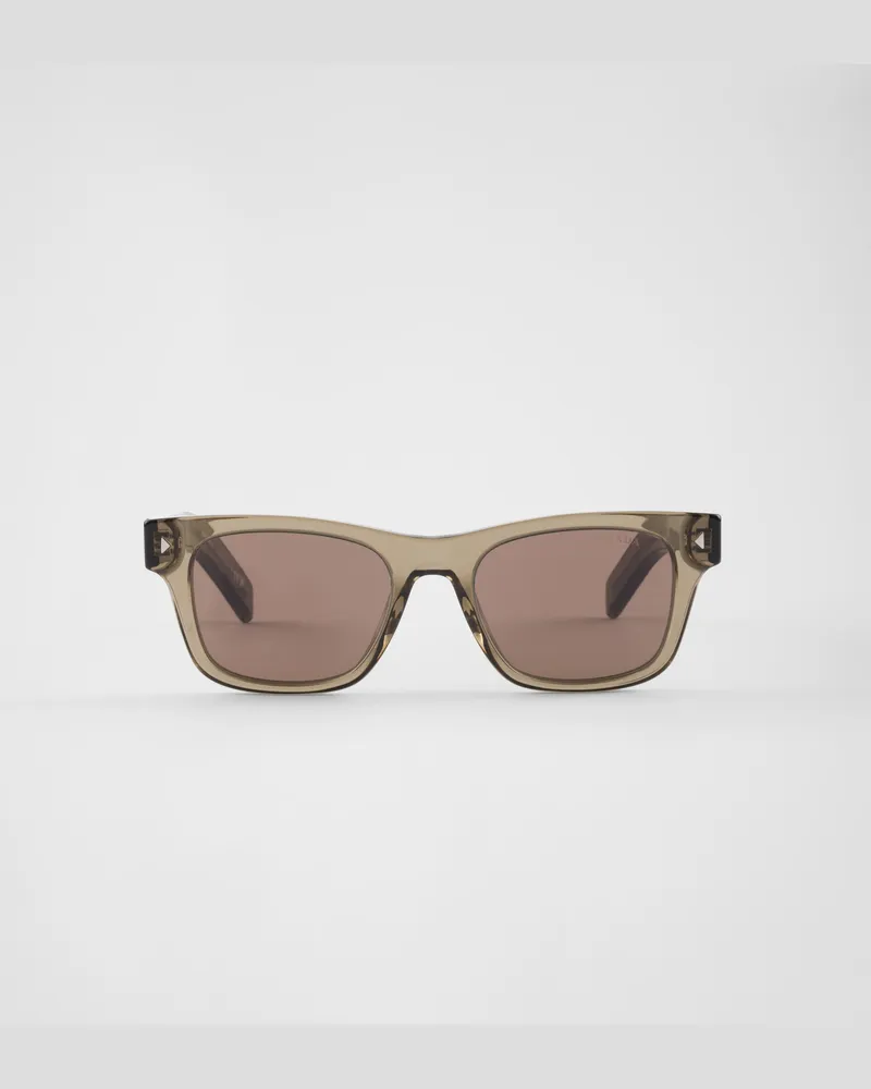 Prada Sonnenbrille mit der ikonischen Plakette aus Metall Walnussbraune