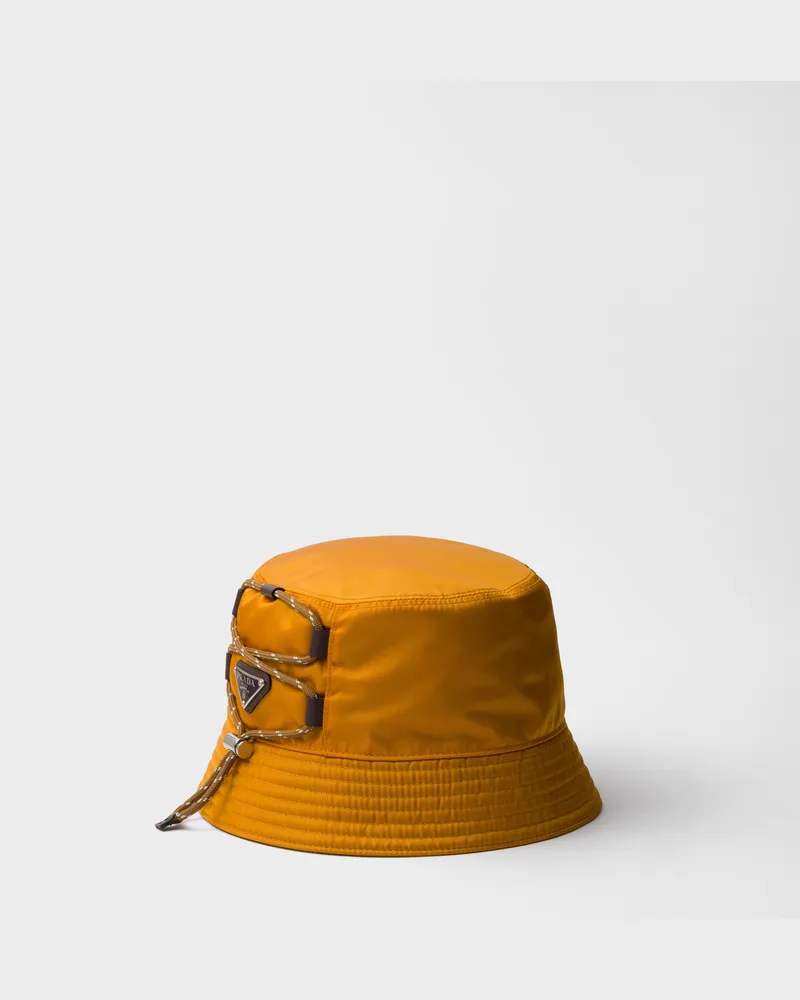 Prada Speedrock Fischerhut aus Re-Nylon Bernstein