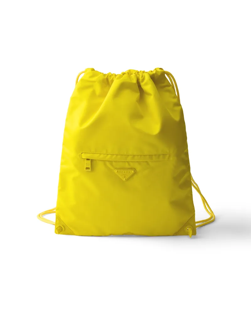 Prada Rucksack Mit Kordelzug Aus Re-nylon, , Sonnengelb Sonnengelb