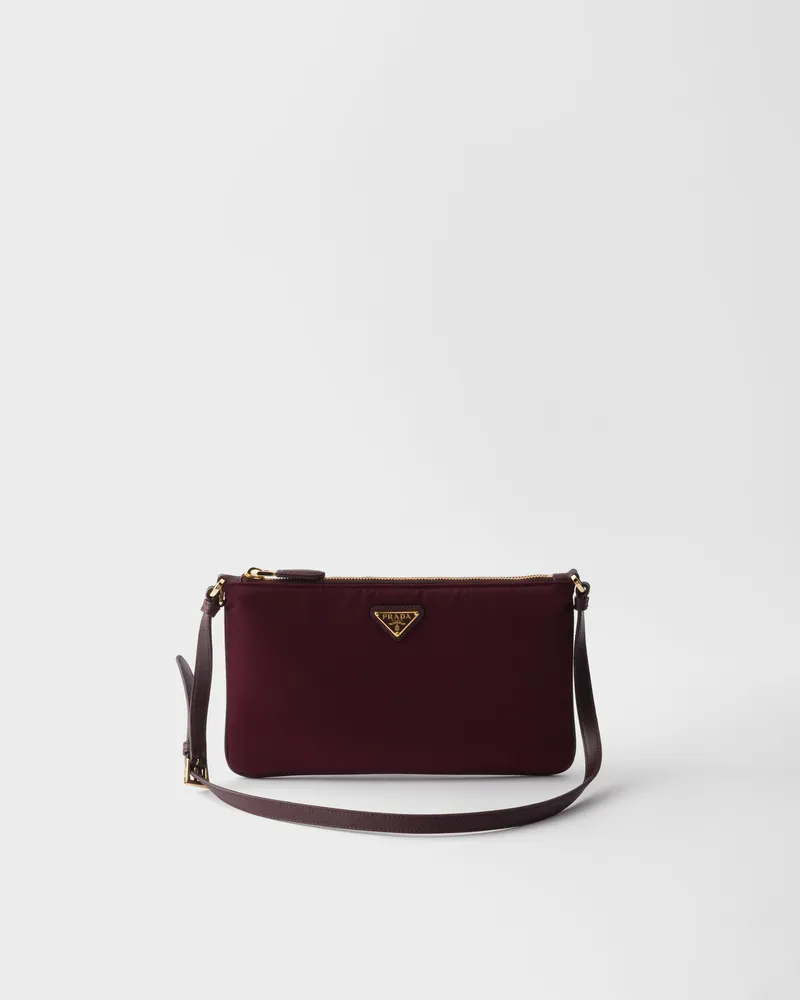 Prada Pouch aus Re-Nylon Burgunderrot
