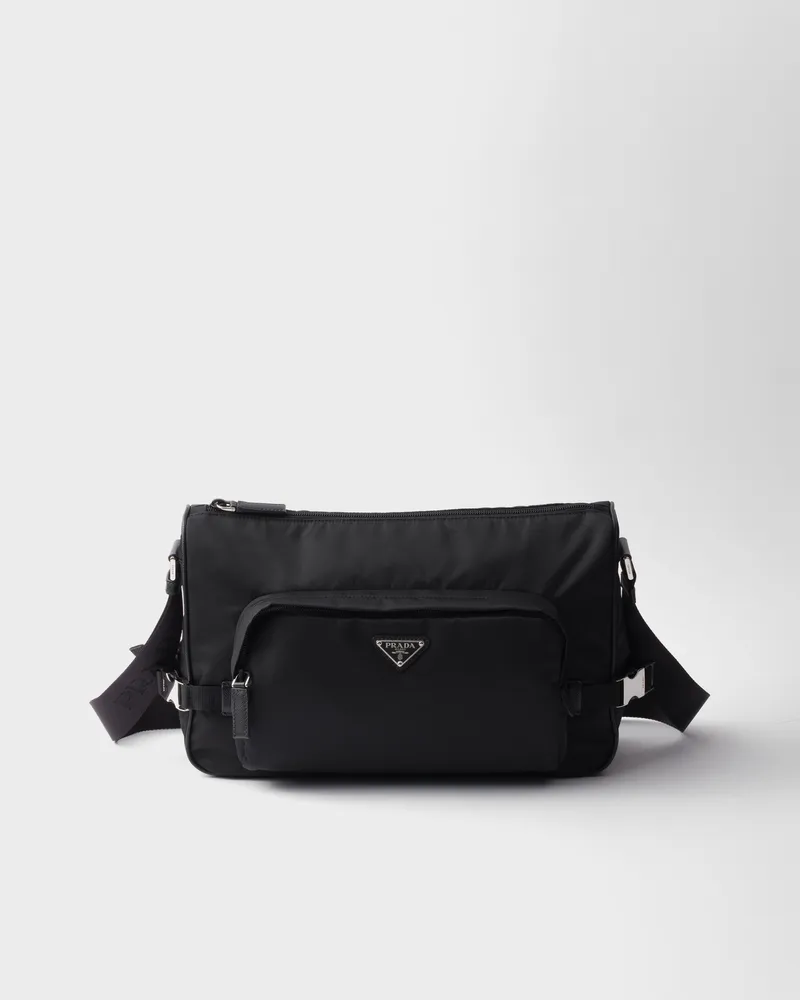 Prada Große Schultertasche aus Re-Nylon und Saffiano-Leder Schwarz