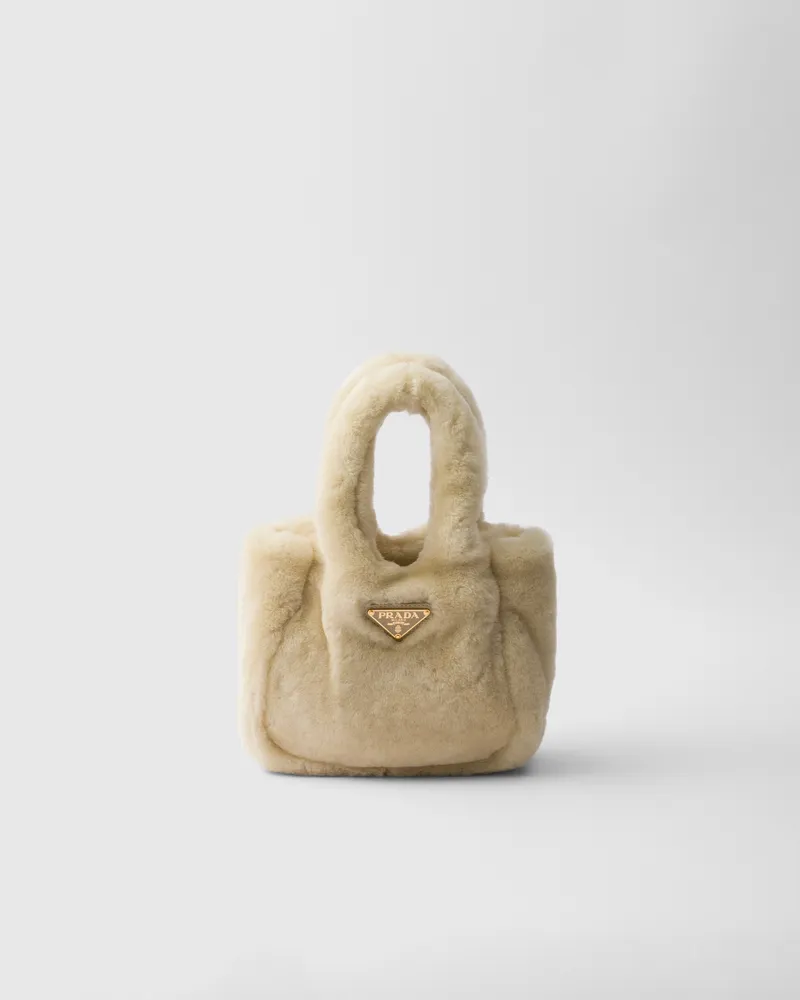 Prada Mini-Handtasche aus Lammfell Ecru