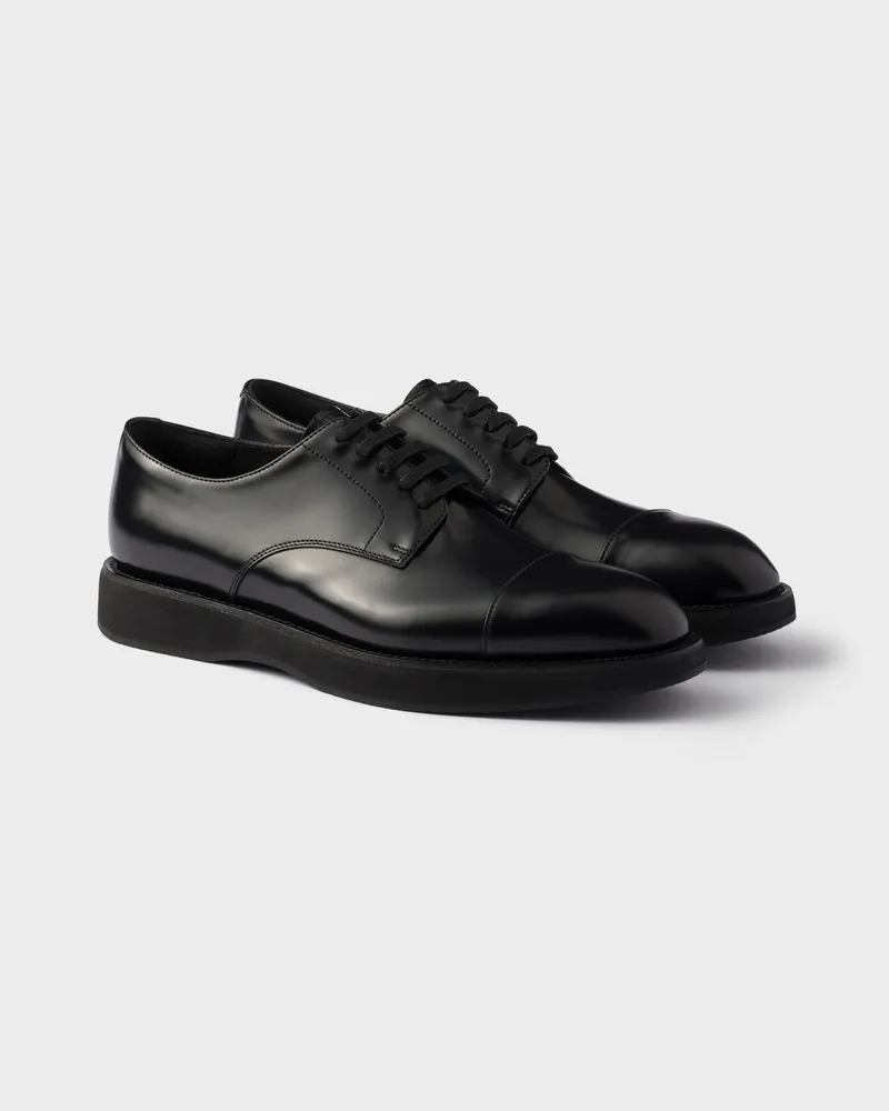 Prada Schnürschuhe aus gebürstetem Leder Schwarz