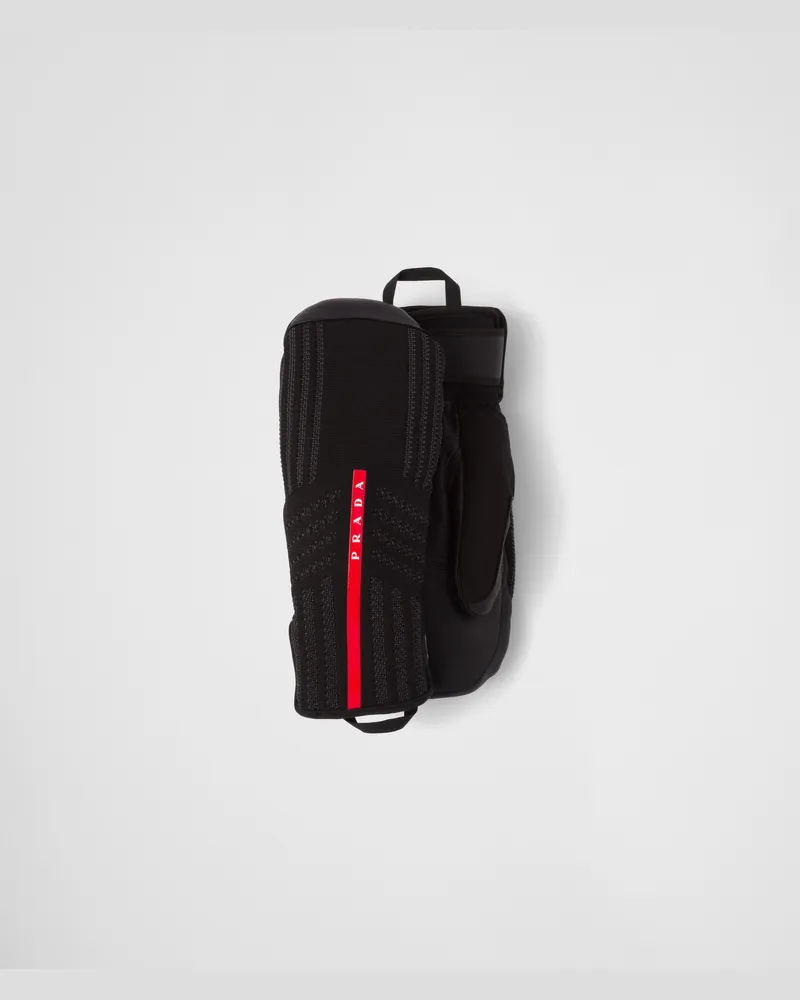 Prada Skifäustlinge aus GORE-TEX, Leder und Strick Schwarz