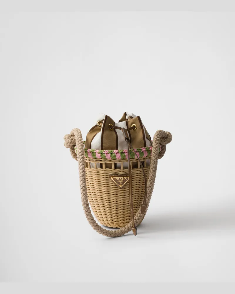 Prada Mini-Bucket-Bag aus Korbgeflecht Hellbraun