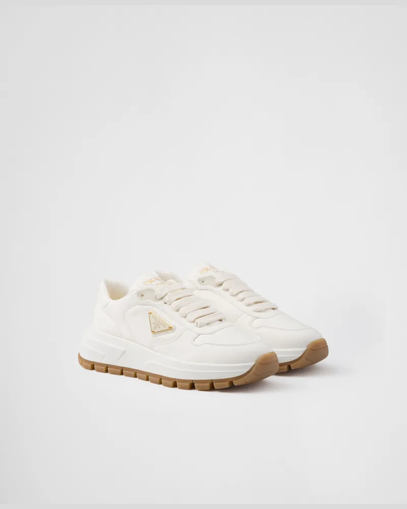 Prada Prax 01 Sneaker aus Leder Elfenbein