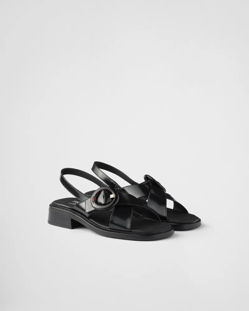Prada Sandalen aus gebürstetem Leder mit Schließe Schwarz