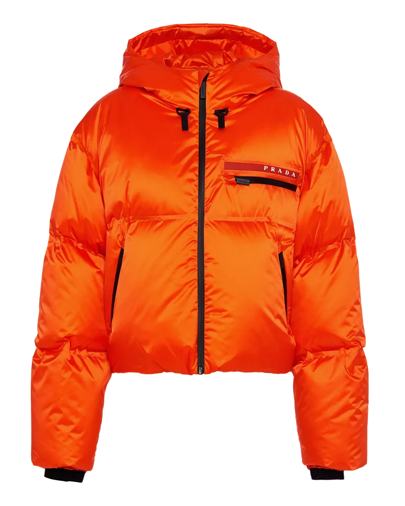 Prada Kurze Daunenjacke aus technischem Re-Nylon Orange
