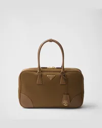 Prada Große  Re-Edition 1978 Tasche mit zwei Griffen aus Re-Nylon und Saffiano-Leder Korkbeige