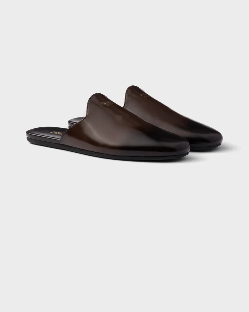 Prada Mules aus gebürstetem Leder Sienna