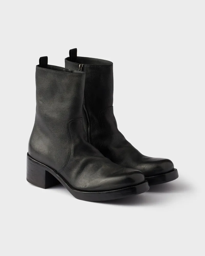 Prada Stiefeletten aus Leder Schwarz