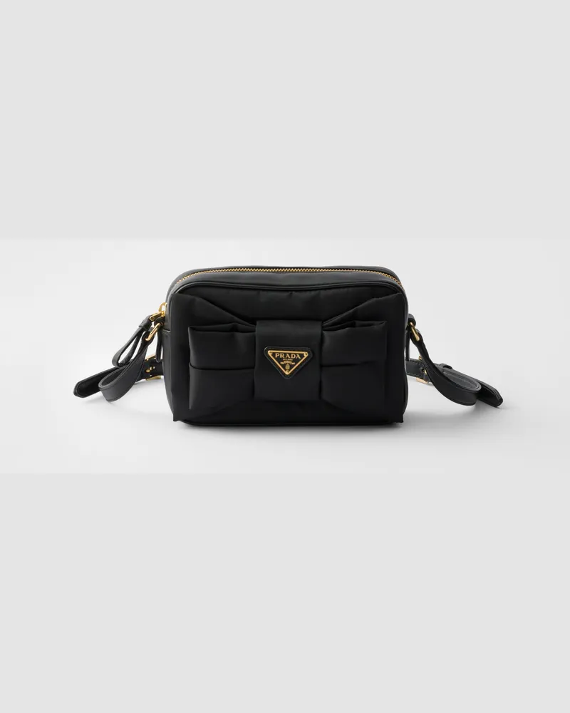 Prada Mini-Schultertasche aus Re-Nylon und Nappa-Leder mit Schleife Schwarz