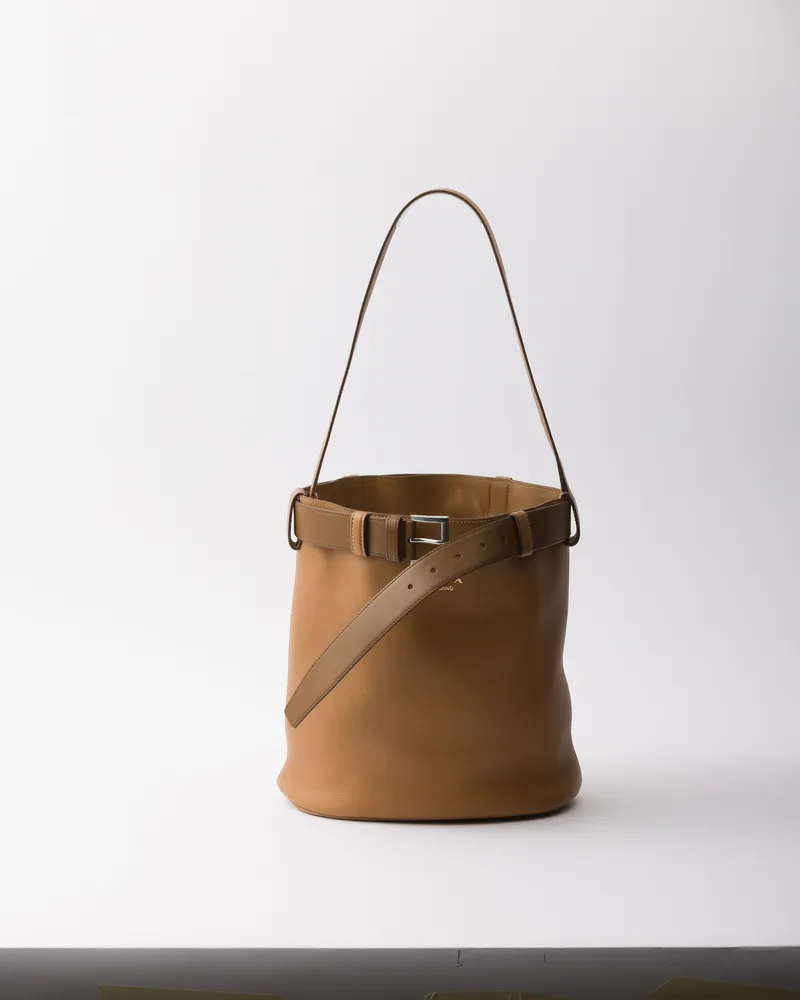 Prada Buckle Bucket Bag Aus Leder Mit Gürtel, Damen, Karamell Karamell