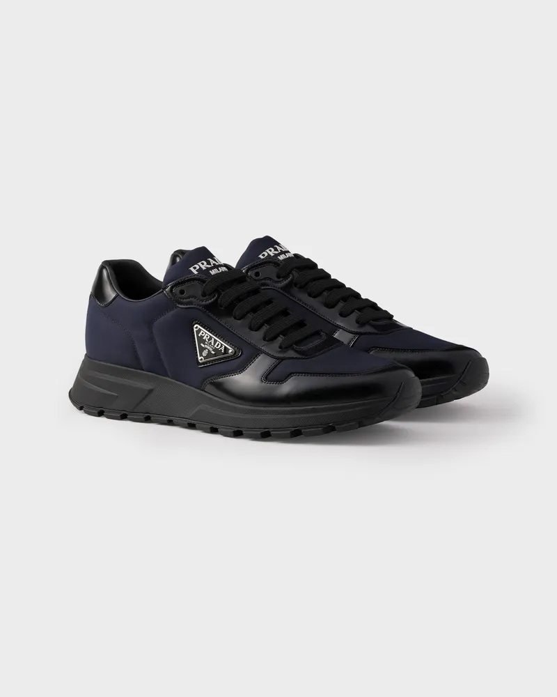 Prada Prax 01 Sneaker aus Re-Nylon und gebürstetem Leder Blau