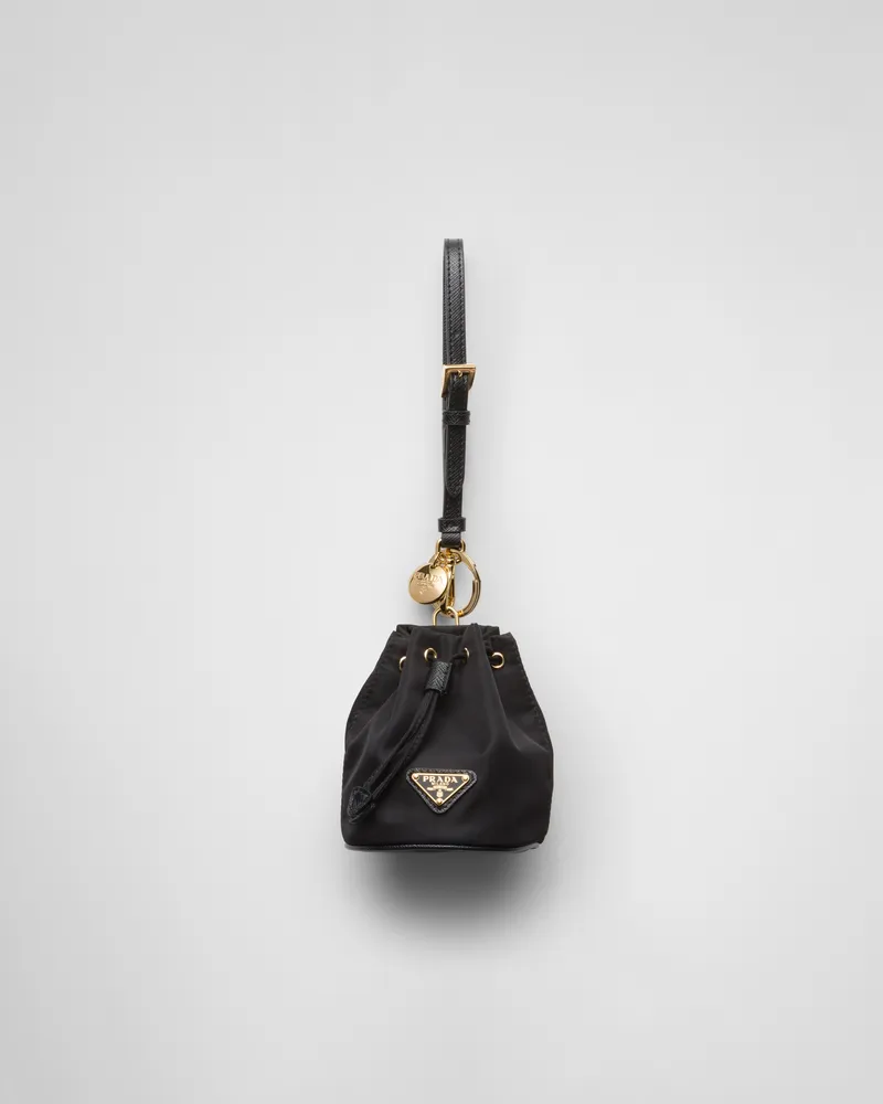 Prada Ikonischer Mini-Taschenanhänger aus Re-Nylon Schwarz