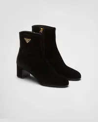 Prada Stiefeletten aus Samt Schwarz