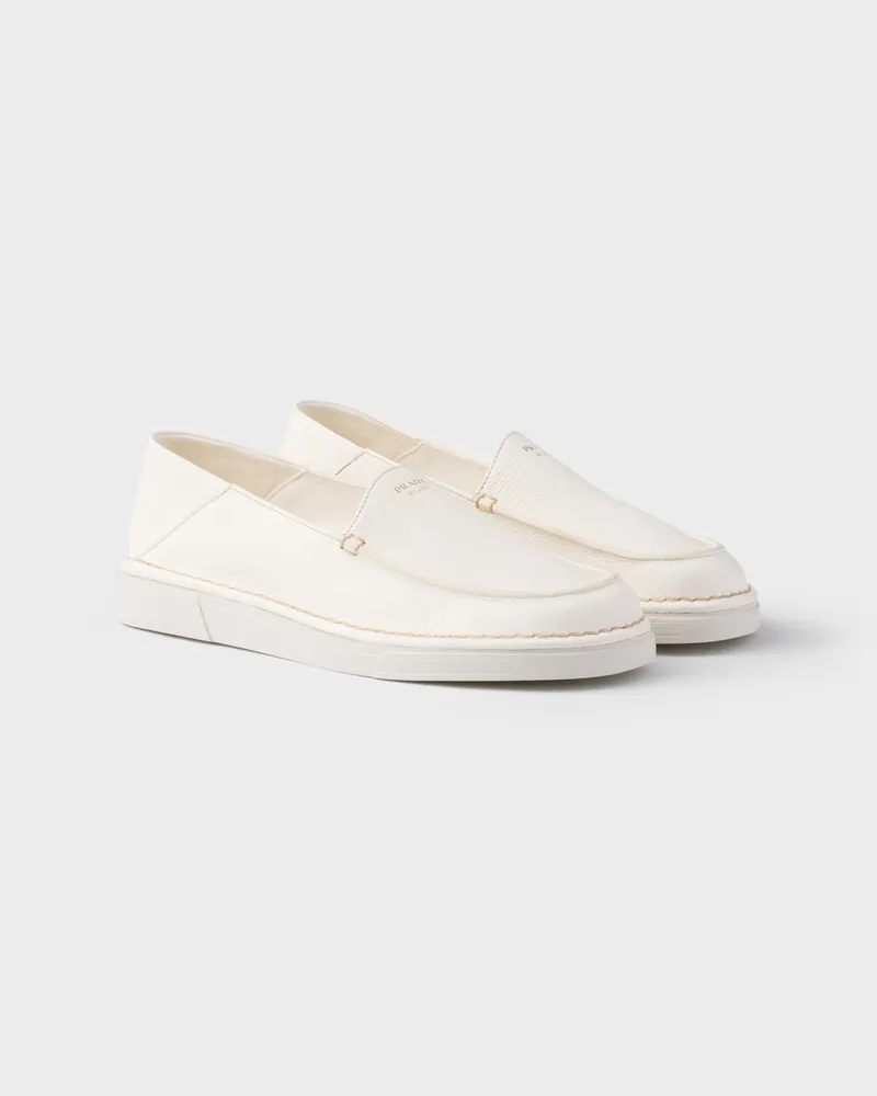 Prada Loafer aus Leder Elfenbein