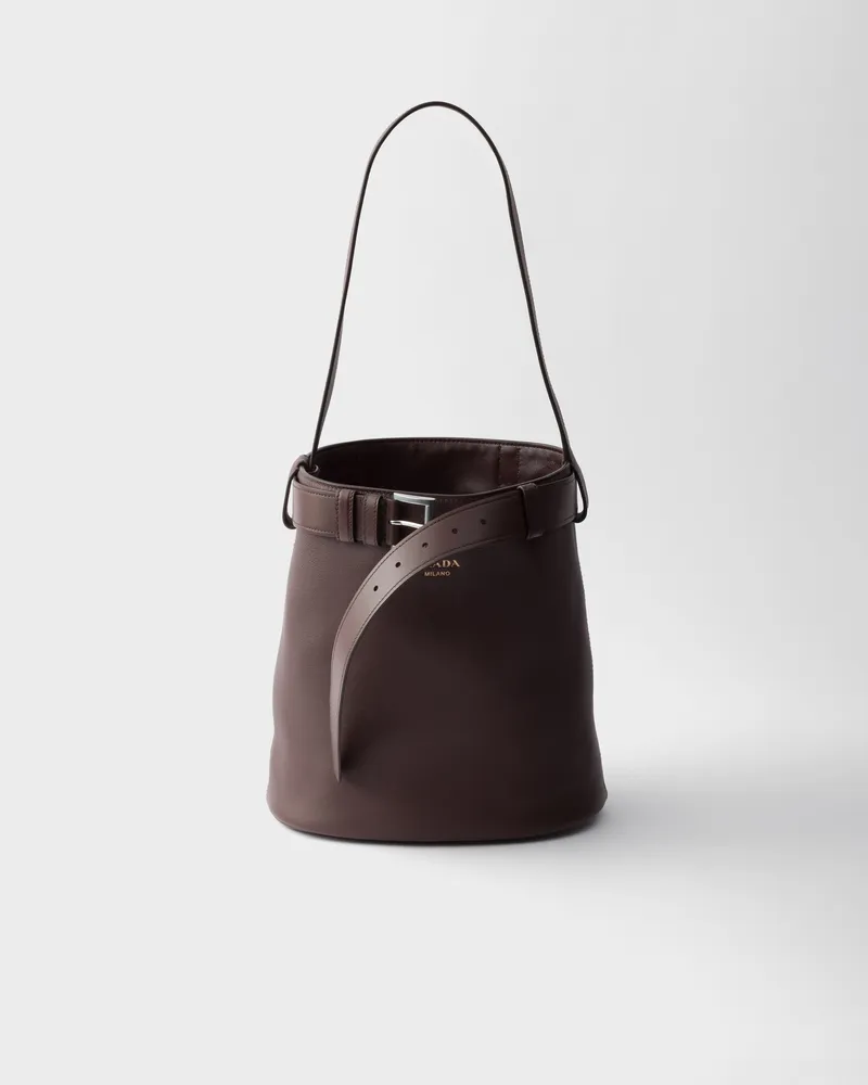 Prada Buckle Bucket Bag aus Leder mit Gürtel Bruyère-holz