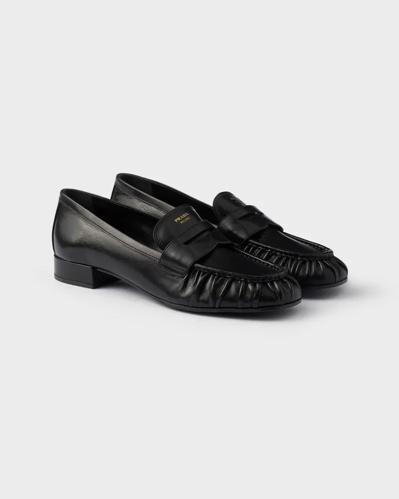 Prada Loafer aus Leder Schwarz