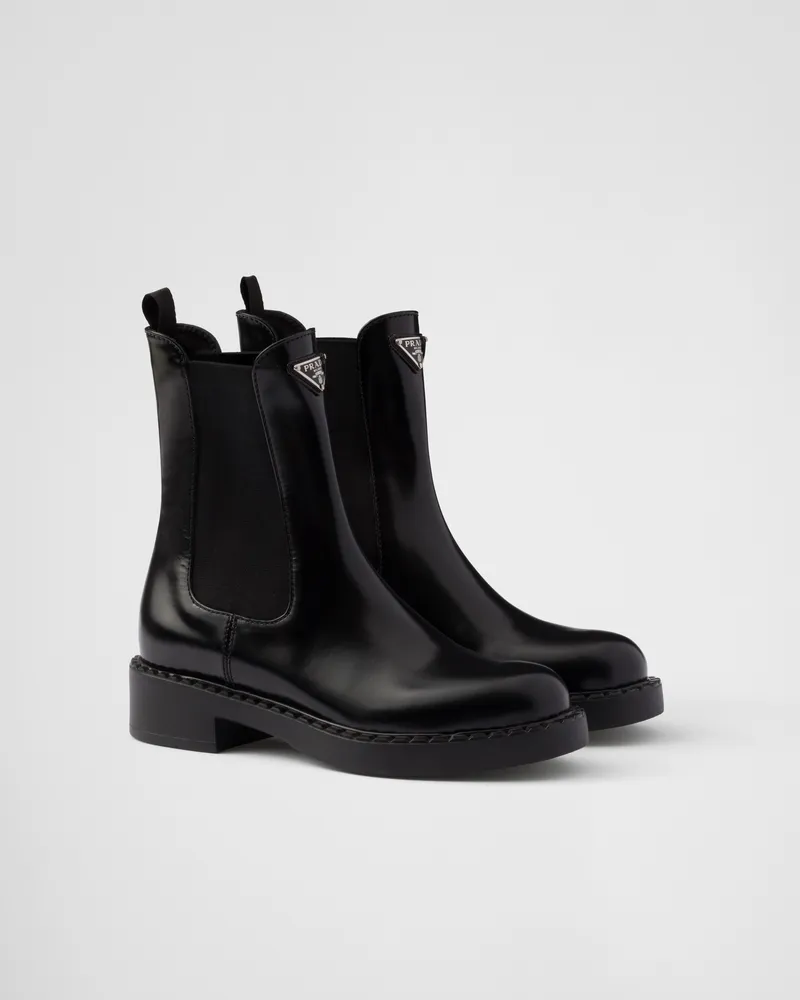 Prada Chelsea Boots aus gebürstetem Kalbsleder Schwarz