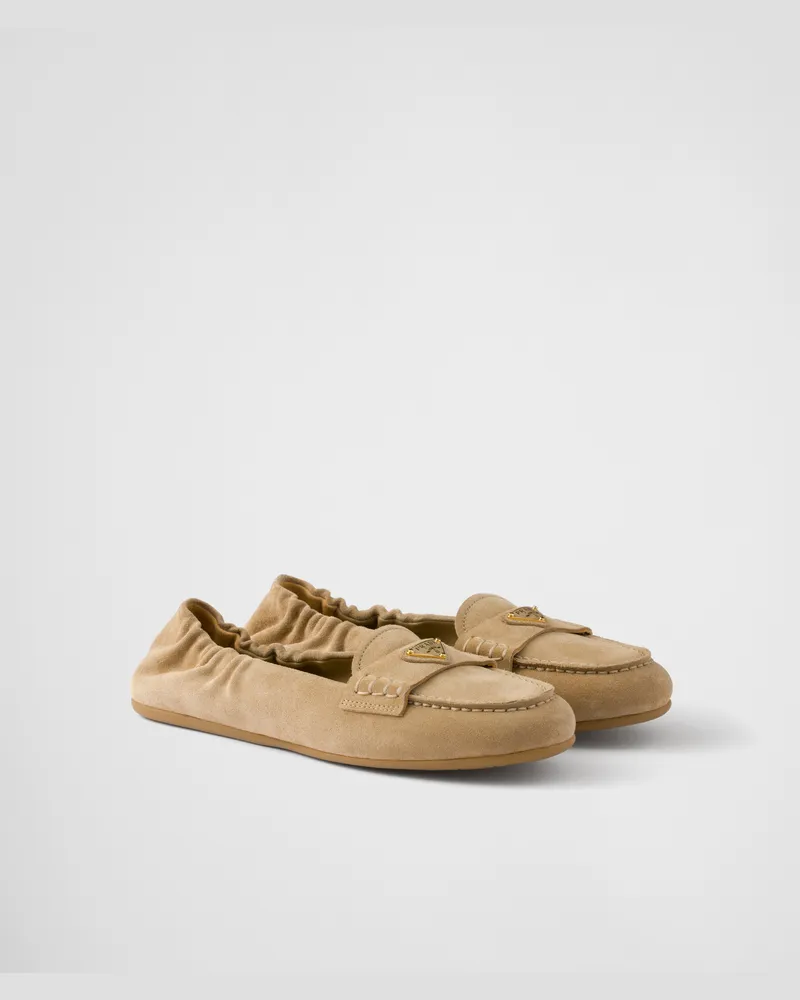 Prada Loafer aus Wildleder Ecru