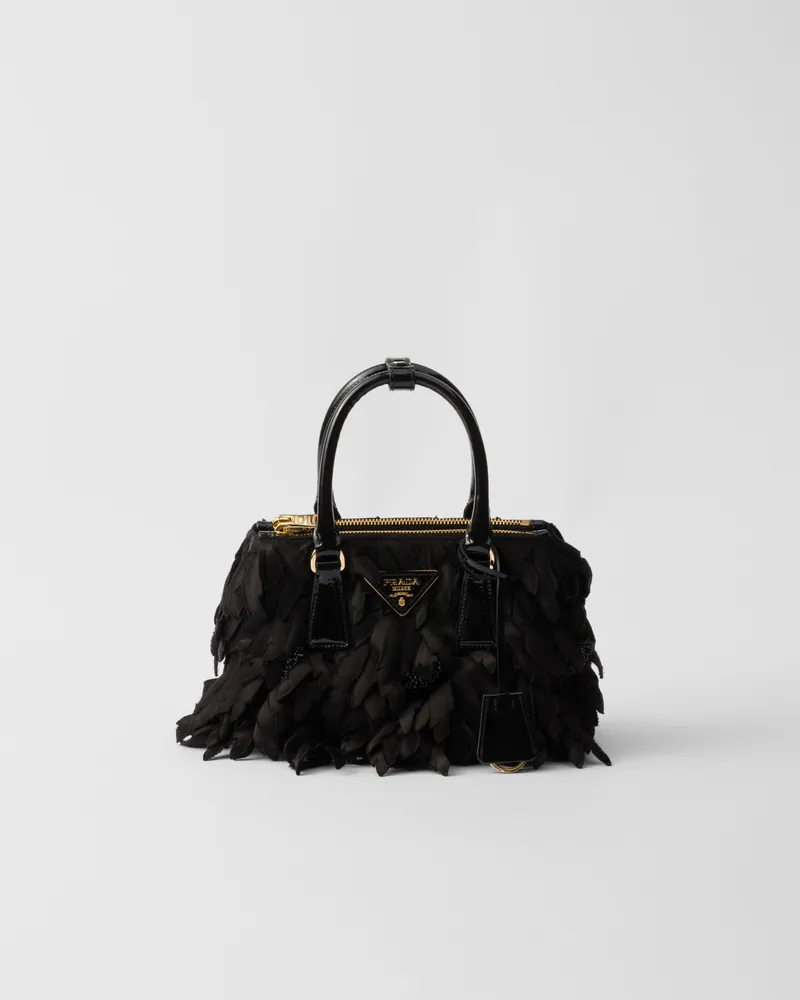 Prada Galleria Mini Bag aus Satin und Lackleder Schwarz