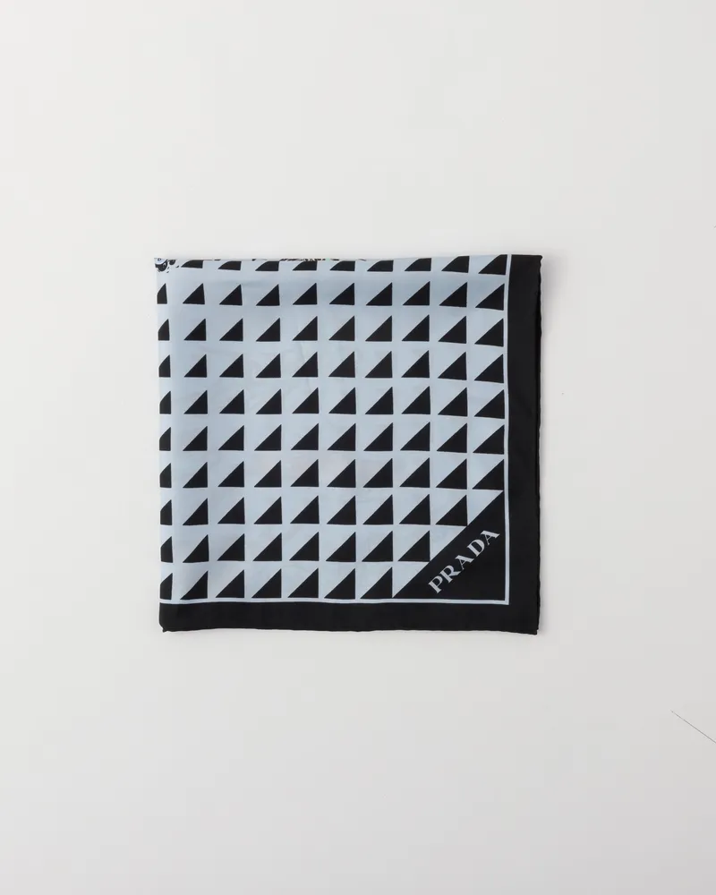 Prada Schal Aus Seidentwill Mit Print 55, Damen, Schwarz/himmelblau Schwarz