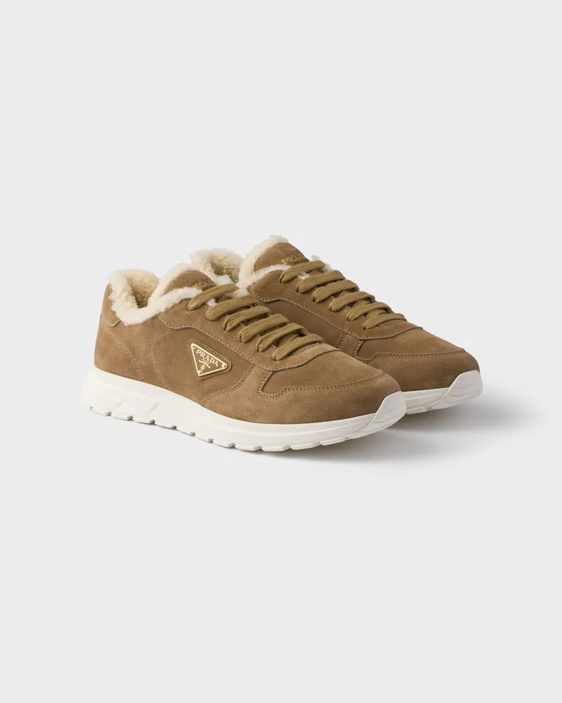 Prada Prax Sneaker aus Wildleder Nerz