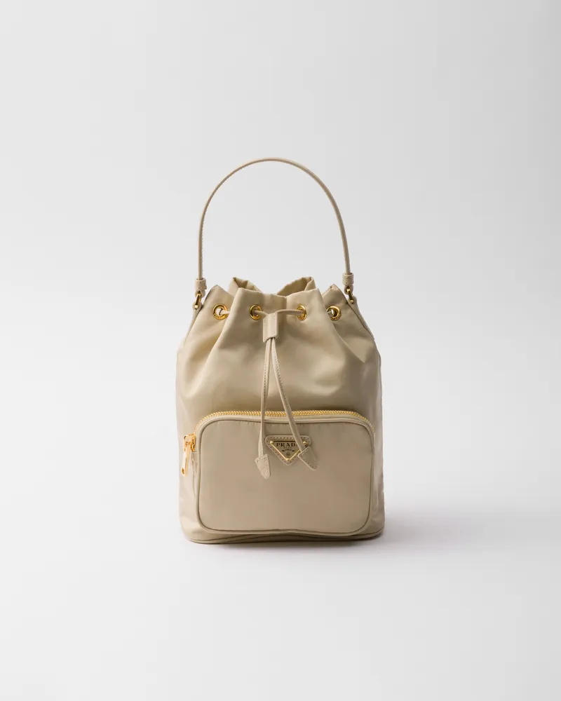 Prada Duet Bucket Bag aus Re-Nylon Wüstenbeige