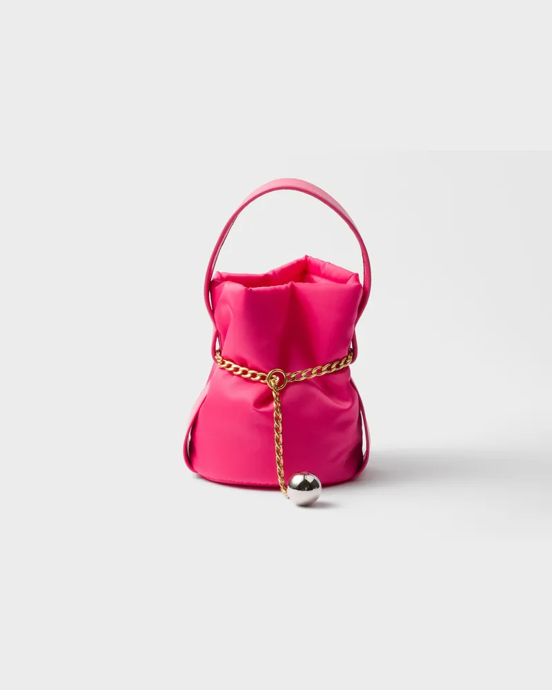 Prada Petit Sac Noir Mini-Bucket-Bag aus Re-Nylon und Nappa-Leder Pfingstrose