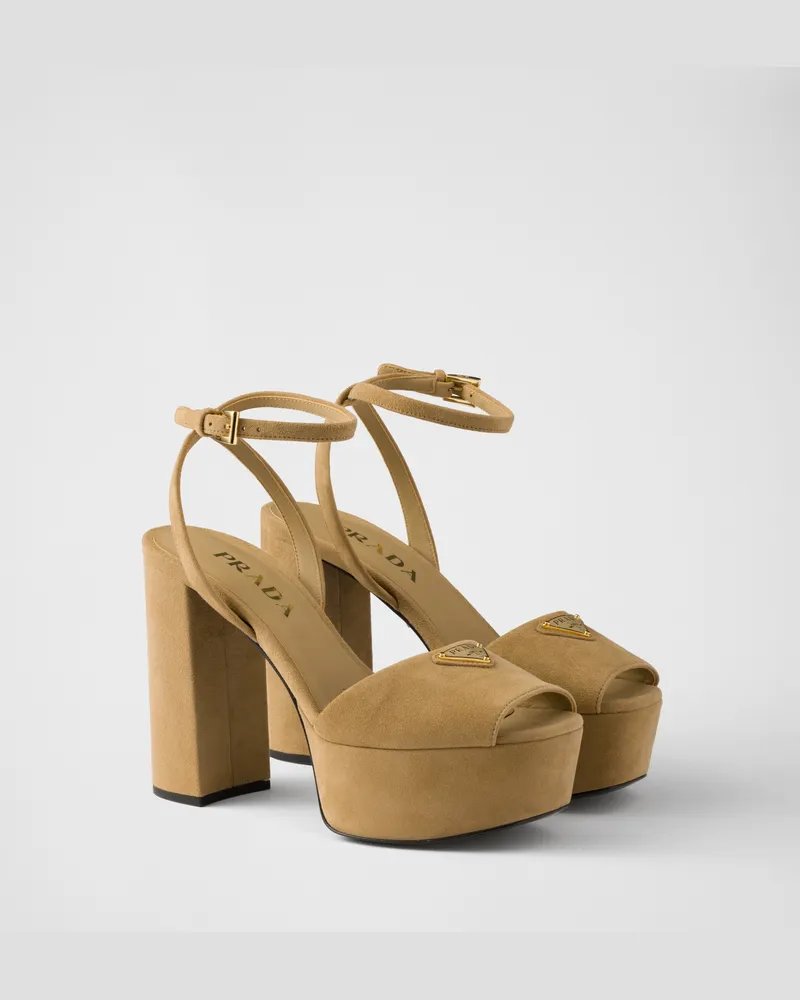 Prada Plateausandalen aus Wildleder Ecru