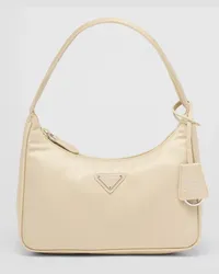 Prada Re-Edition 2000 Mini Bag aus Re-Nylon Wüstenbeige