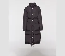Daunenmantel aus Re-Nylon