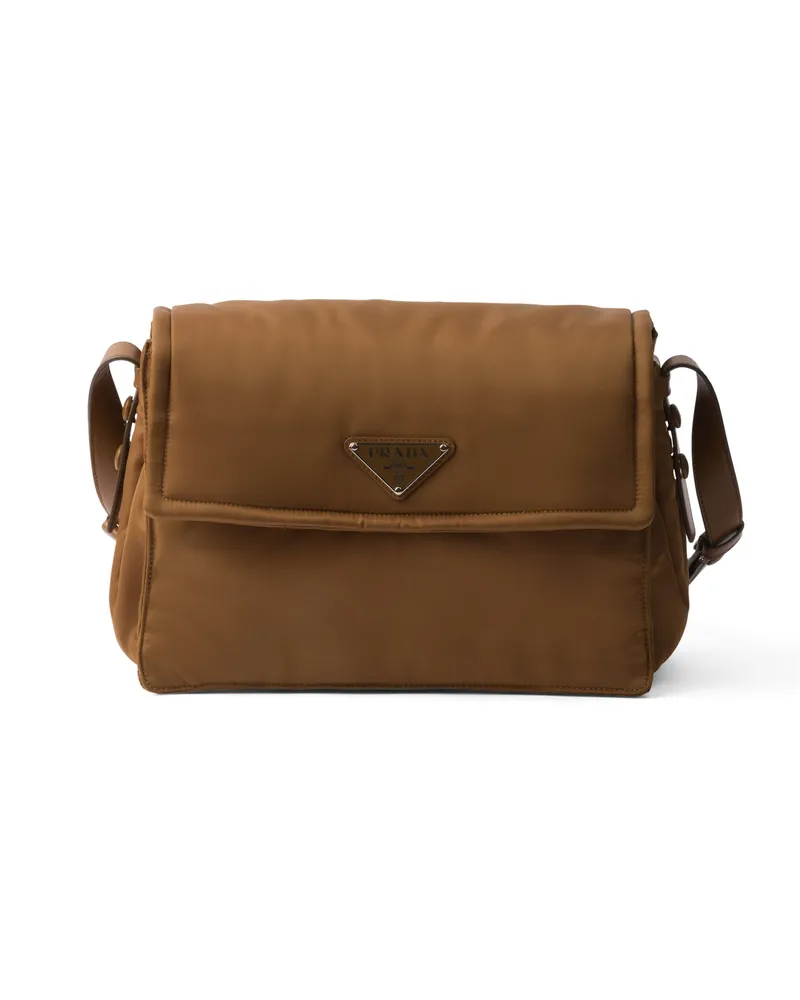 Prada Traveller Mittelgroße Schultertasche Aus Gepolstertem Re-nylon, Damen, Brandy Brandy