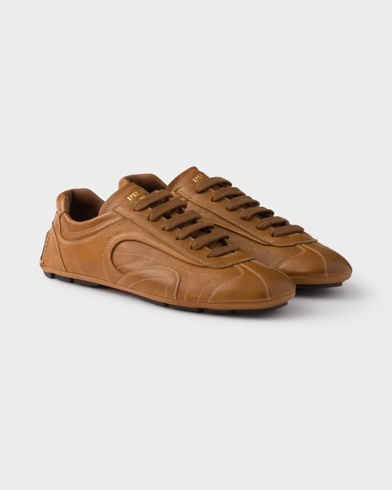 Prada Montecarlo Re-Edition 2005 Sneaker aus antikisiertem Nappaleder Karamell