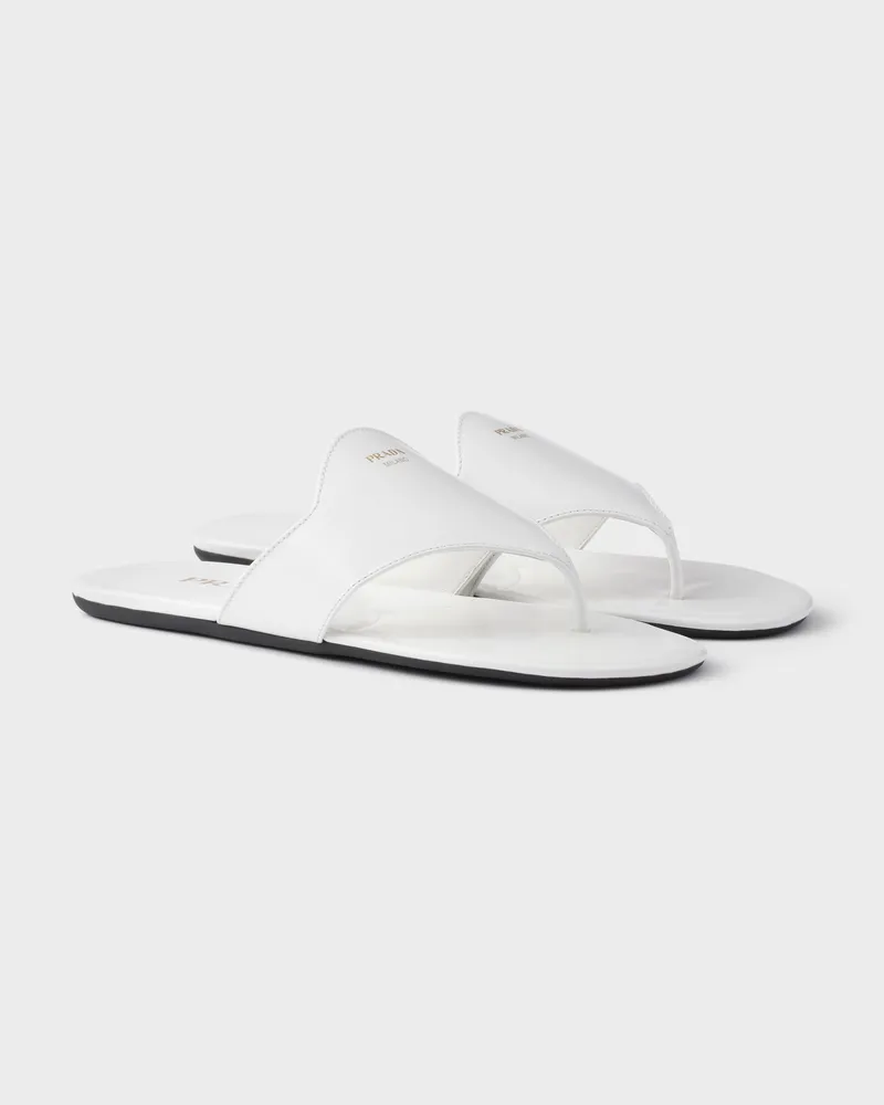 Prada Zehensteg-Sandalen aus gebürstetem Leder Weiss