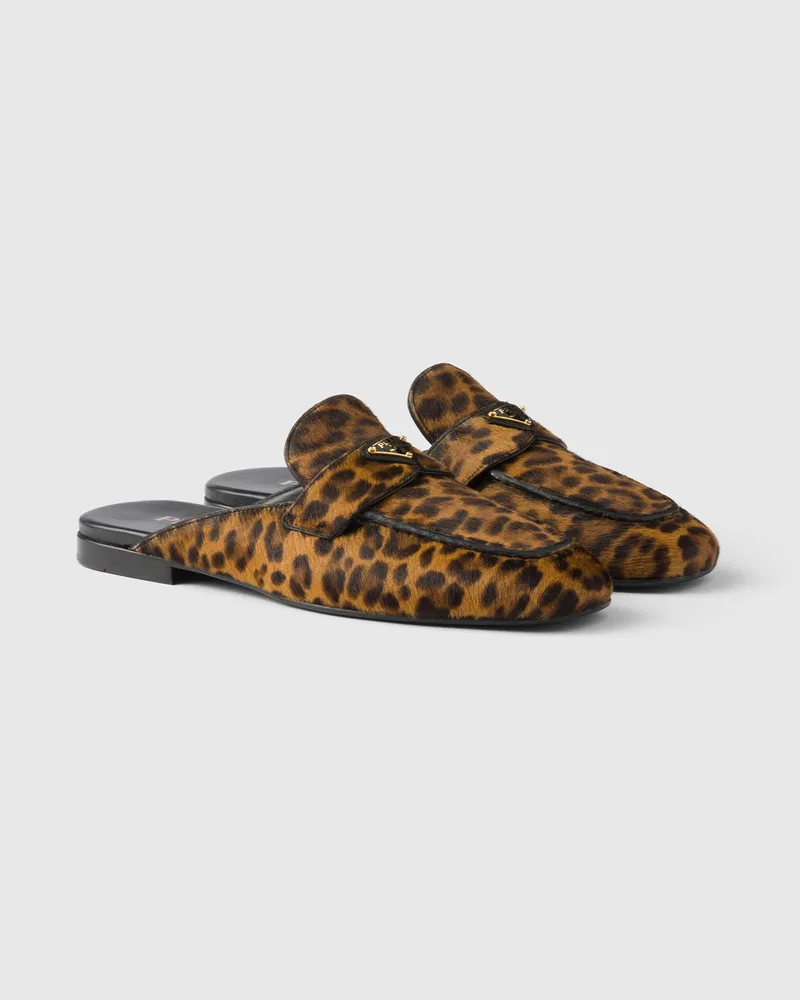 Prada Mules aus Leder mit Leoparden-Print Honig