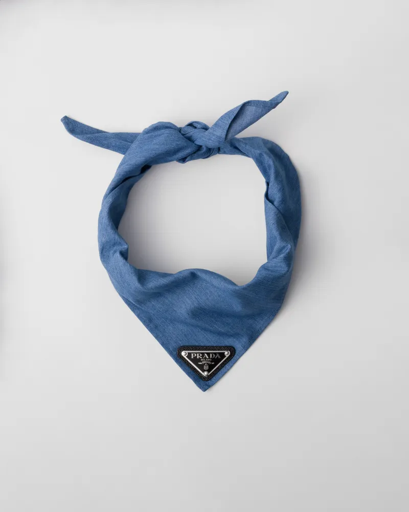 Prada Schal aus Denim Hellblau