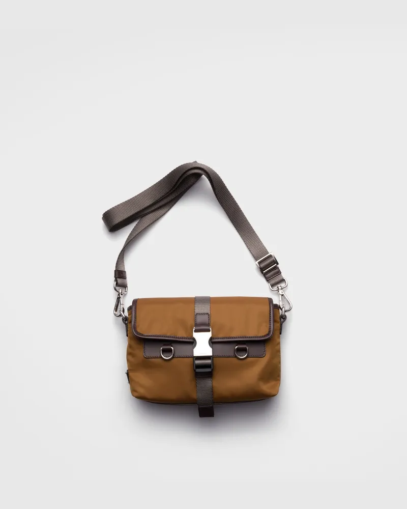 Prada Smartphone-Hülle aus Re-Nylon und Leder Brandy