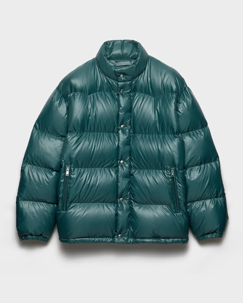 Prada Mittelschwere Daunenjacke aus Re-Nylon Astralblau