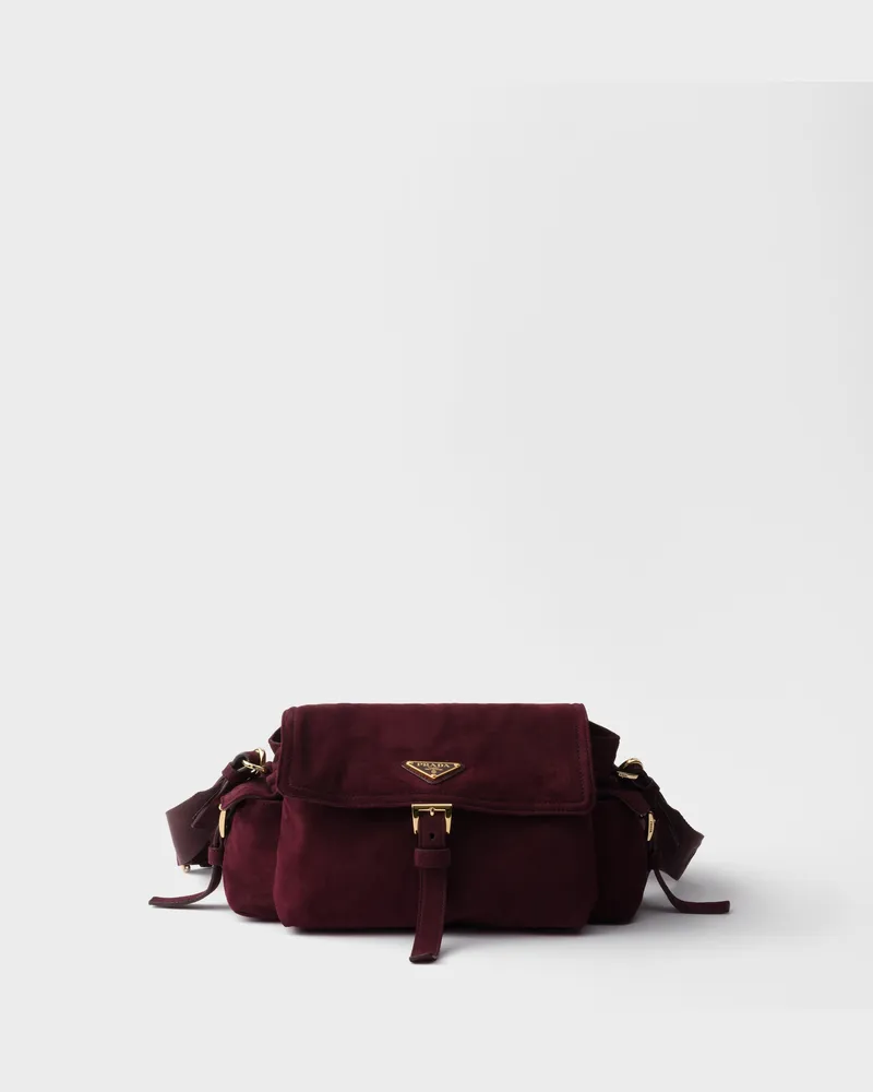 Prada Explore mittelgroße Schultertasche aus Veloursleder Burgunderrot